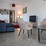 Abrigo Andorinhas